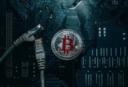 Como funcionam as transações Bitcoin? Endereço, private key, public key, wallets Como funcionam as transações Bitcoin? Endereço, private key, public key, wallets