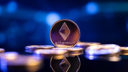 Especialista da Bloomberg afirma que as aprovações do ETF Ethereum são exageradas ao lado do Bitcoin Especialista da Bloomberg afirma que as aprovações do ETF Ethereum são exageradas ao lado do Bitcoin