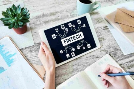 A vanguarda das fintechs no comércio exterior e as lições do parcelamento sem juros
