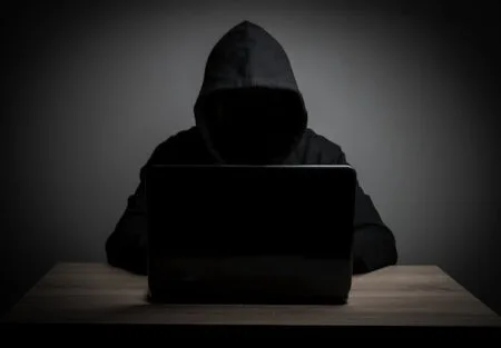 Golpes virtuais: veja dicas para não ser mais uma vítima! Golpes virtuais: veja dicas para não ser mais uma vítima!