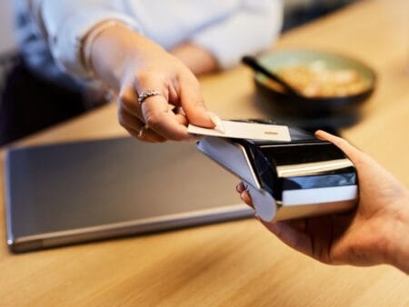 Maquininhas de cartão vão deixar de existir? Novas soluções de pagamentos via Open Finance Maquininhas de cartão vão deixar de existir?