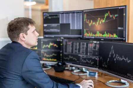 60 Traders Avançam para a Fase Final do 1º Campeonato Brasileiro de Trade 60 Traders Avançam para a Fase Final do 1º Campeonato Brasileiro de Trade