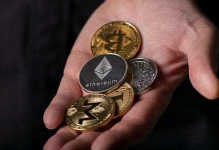 Inovações das criptomoedas podem ser chave para quebrar barreiras da inclusão financeira