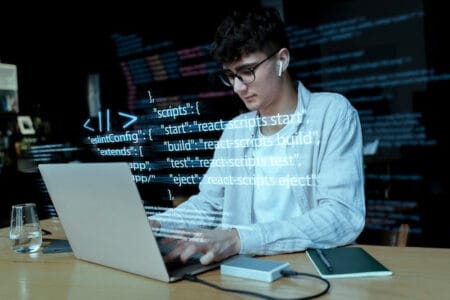 Futuro da programação: especialistas debatem o impacto da IA na produtividade, destacando avanços e desafios