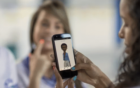 Startup desenvolve Dicionário Financeiro em Libras para democratizar o acesso à educação financeira para a comunidade surda no Brasil