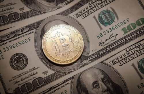 Bitcoin Pode Substituir o Dólar? Criptomoedas Ganham Espaço no Debate Monetário Global