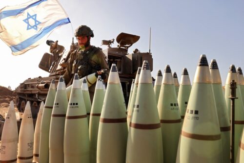Petróleo dispara com o ataque de Israel à instalações nucleares do Irã