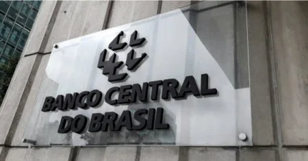 Roubo de R$ 1 bilhão ao BC expõe falhas críticas no modelo BaaS, alerta Grupo Ivy Roubo de R$ 1 bilhão ao BC expõe falhas críticas no modelo BaaS, alerta Grupo Ivy