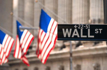 Ações americanas em queda: hora de entrar ou sair?