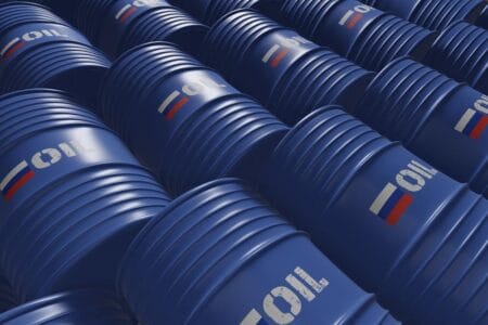 Trump Mira Índia com Tarifas Após Escândalo de Revenda de Petróleo Russo