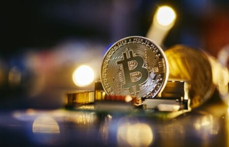 Regulação clara é chave para avanços nos pagamentos internacionais, defende Bitybank durante o Blockchain Rio 2025