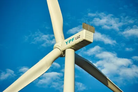 YPF Luz e Justoken desenvolvem a primeira plataforma blockchain para automatizar a comercialização de energia elétrica em grande escala na Argentina