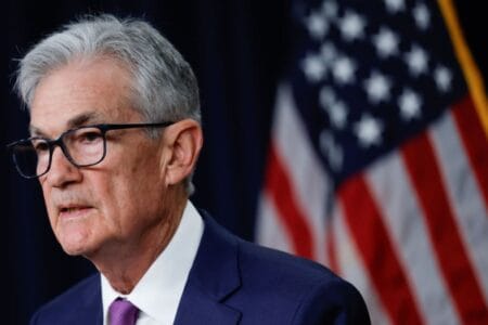 Fed Corta Juros Para 4% a 4,25%: Mercado Cripto Vibra e Espera Nova Alta do Bitcoin Fed Corta Juros Para 4% a 4,25%: Mercado Cripto Vibra e Espera Nova Alta do Bitcoin