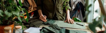 Gen Z impulsiona demanda por moda sustentável