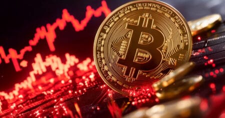 Bitcoin sofre maior liquidação do ano, mas mantém tendência de alta: o que esperar para esta semana Bitcoin sofre maior liquidação do ano, mas mantém tendência de alta: o que esperar para esta semana