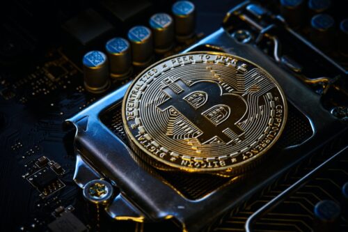 MB faz recorde de vendas para bitcoin em 2025 durante Super Quarta inédita