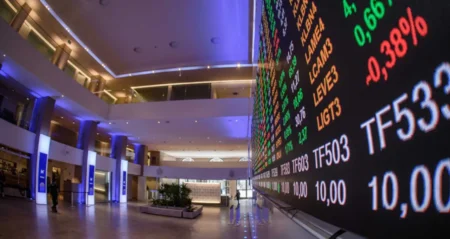 Ibovespa B3 bate recorde histórico e ultrapassa marca dos 150 mil pontos Ibovespa B3 bate recorde histórico e ultrapassa marca dos 150 mil pontos