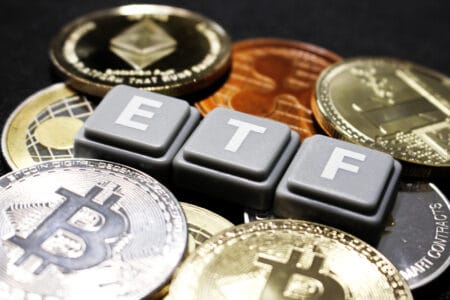 ETFs e fundos de cripto tem comportamentos de investidores em estágios diferentes no Brasil e Estados Unidos ETFs e fundos de cripto tem comportamentos de investidores em estágios diferentes no Brasil e Estados Unidos