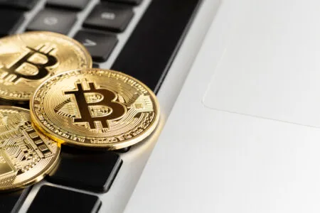 Nova regulamentação do BC impõe desafios técnicos a empresas de criptoativos Nova regulamentação do BC impõe desafios técnicos a empresas de criptoativos