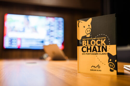 Livro traduz universo blockchain em linguagem acessível e destina renda a projeto social
