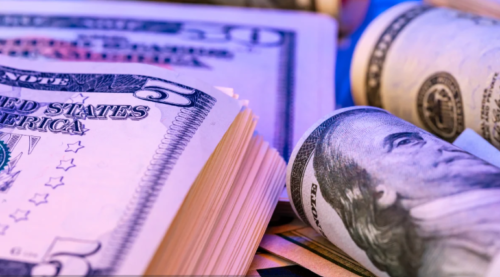 BE.SMART: Tensão no Oriente Médio eleva prêmio de risco e fortalece o dólar Tensão no Oriente Médio eleva prêmio de risco e fortalece o dólar