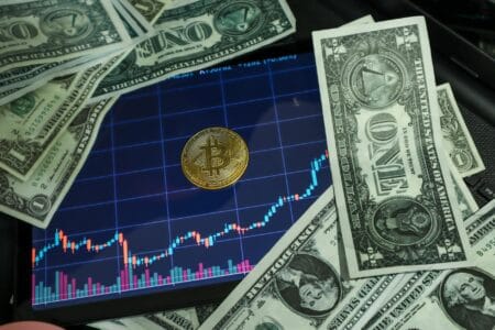Dólar digital via USDT ganha espaço como proteção cambial em meio à pressão inflacionária global