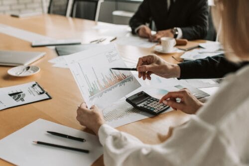 Reforma Tributária e IA em Finanças: Qive Conecta debate impactos